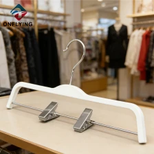 Chine Pantalons de vêtements de luxe Cintres en plastique blanc peu encombrants pour magasin Chine Fabricant fabricant