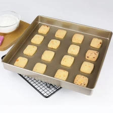 China 28*28cm Shallow Straight Pizza Tray Bake Plate Oven Die Cats Making Machine Bakery Aluminum Alloy Square Baking Trays manufacturer