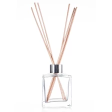China Square Reed Diffuser Glass Bottle Supplier manufacturer