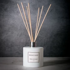 China Round White Reed Diffuser Glass Bottle 6oz manufacturer
