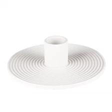 China Creative Handcraft Ceramic Candlestick White Matte manufacturer