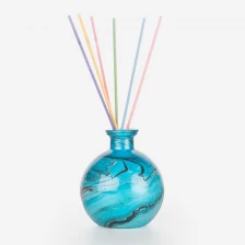 China Luxury Decorate 200ml Reed Glass Diffuser Bottle manufacturer