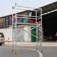 Chine Tour d'échafaudage à portée étroite en aluminium XINGON XG-178S fabricant
