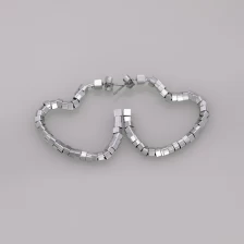 Китай Ювелирная мода Геометрическая серьга-кольцо в форме сердца. производителя