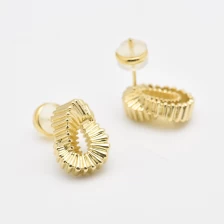China Textured Twisted Stud Earring. manufacturer