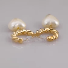 China Twisted Gold Plated Brass Heart Shaped Pearls Half-C Hoop Earring. manufacturer