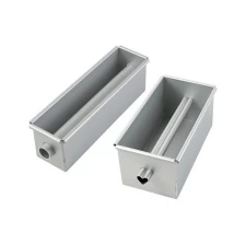 China Aluminum Sandwich Bread Molds Loaf Tin Toast Baking Pan with Hollow manufacturer