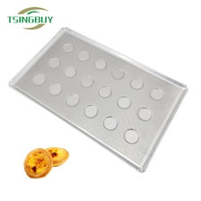 China 18-Mold Perforated Aluminum Egg Tart Pan manufacturer