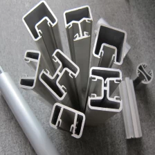 China Aluminium railing systeem vierkante glazen leuning bericht fabrikant