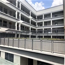 Chiny Aluminiowa balustrada balkonowa w kolorze czarnym producent