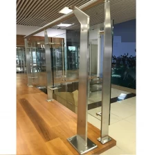 China Stainless Steel Handrail Balustrade Heavy-duty Flat Bar Post LCH-201 for Outdoor Projects manufacturer