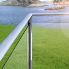 porcelana barandilla de vidrio de diseño balcón de aluminio fabricante