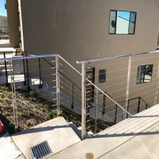 China roestvrij stalen kabeltrap trap balkonpost fabrikant