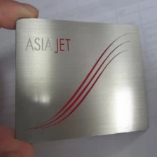 중국 레이저 프린트 된 화려한 금속 카드 제조업체