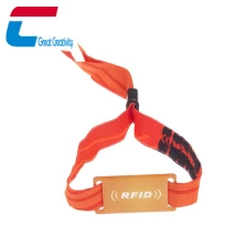 China Custom wholesale disposable 13.56mhz woven rfid wristband for activities manufacturer
