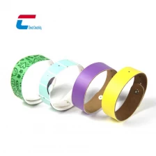 porcelana Pulsera de cuero rfid al por mayor, pulsera nfc de cuero colorida personalizada fabricante