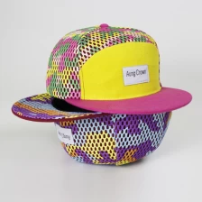 China Custom fitted snapback hat manufacturer