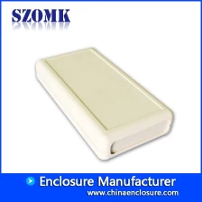 porcelana 135*70*25mm industrial plastic handheld enclosure for 3AA baterry custom plastic electronic case fabricante