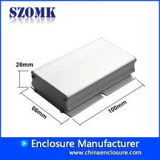 China 26x 66x100 aluminium behuizing met heatsink geanodiseerde power elektronische versterkerbehuizing AK-C-A32 fabrikant