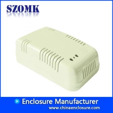 China shenzhen electronic power distribution equipment plastic box fabricante