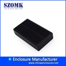 Chine petit boîtier de générateur en aluminium extrudé personnalisé pour boîtier en aluminium AK-C-B28 fabricant
