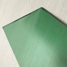 China A fábrica da China exporta diretamente o vidro flutuante tingido verde escuro de 5,5 mm fabricante