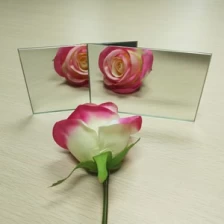 Chine China mirror glass usine, bonne qualité 5mm miroir en aluminium, faible coût 5mm aluminium miroir feuille fabricant