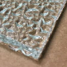 Kiina Laadukas 4mm kirkas timantti kuvioitu lasi toimittaja Kiinassa valmistaja