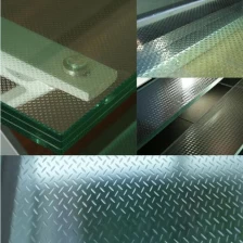 中国 高品質は合わせガラスの床を鍛え、10 + 10 + 10 mm ノンスリップ床ガラス中国 メーカー