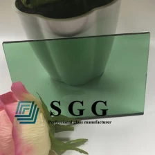 China 6mm light green tinted float glass, 6mm French green tinted glass, 6mm green float glass manufacturer
