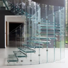 Chine Clôture en verre trempé de 8 mm, rampe en verre trempé de 8 mm, balustre en verre de sécurité de 8 mm fabricant
