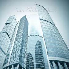 China 17.52 mm Niedrige Eisen-gehärtete lamellierte Glasfassade, 884 ultra klare ausgeglichene lamellierte Glasvorhangwand, 8 + 8 ausgeglichene Glasgebäudewand Hersteller