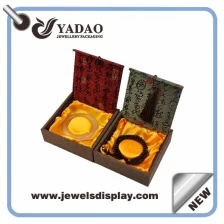 porcelana 2015 cajas de joyas de fantasía para la perla, forma cuadrada, caja brazalete de material de embalaje de madera fabricante