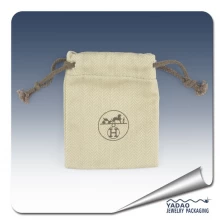China Jóias atrativo exibição Embalagem Bolsa com cordão de veludo com logotipo do presente da jóia Bolsas Fabrica fabricante