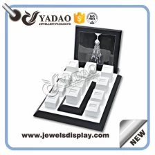 porcelana Exhibición de la joyería de cuero hermoso de anillo hecho en China fabricante
