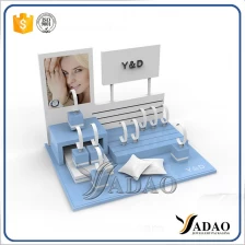 China Beautiful new design watch display stand set made in China manufacturer