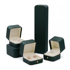 China Bespoke luxury jewelry ring packaging leather button box for diamond wedding manufacturer