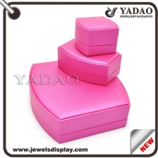 porcelana China, la más nueva de moldes de plástico forma envuelto con PU cajas de embalaje de la joyería de cuero de color rosa para mostrador de la tienda y el partido kiosco favorece cuadro de exhibición de la joyería fabricante
