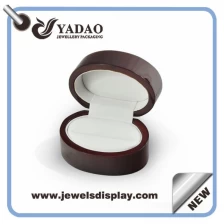 China Chinese factory of wooden ring boxes , wooden ring cases ,wooden ring gift chests with silicone pad for jewelry gift and party favors manufacturer