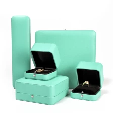 Chine Custom Bright Green Round Corner Hot Sale Button Plastic Jewelry Boxes Storage fabricant