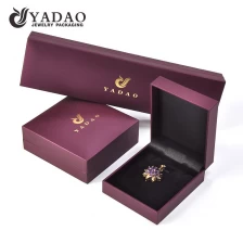China Customized Color for Jewelry Box Set with logo manufacturer