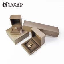 China Design pendant jewelry box packaging brown color with velvet insert customize logo necklace jewelry box manufacturer