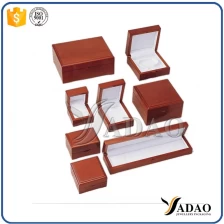 ประเทศจีน Factory price elegant wholesale matt glossy wooden jewelry gift set package box include ring /bracelet/pendant/earring/chain box ผู้ผลิต