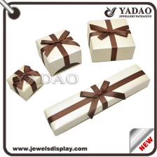 China Dom caixa de jóias de papel com logotipo e cordão qualquer cor para você escolher fabricante