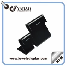 Cina Glossy esposizione dell'orecchino acrilico nero stand con logo personalizzato per i prezzi all'ingrosso di presentazione orecchino produttore