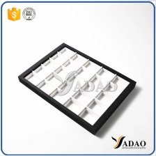 China Guter Blick Großhandel Schmuck Display leere Tabletts mit benutzerdefinierten für Ring Halskette Armreif Brecelet Uhr Hersteller