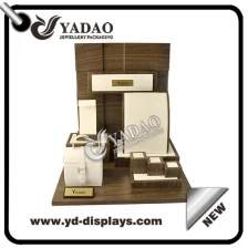 China High end custom made solid wood jewelry display set for luxury jewelry with a  leather jewelry collection case manufacturer