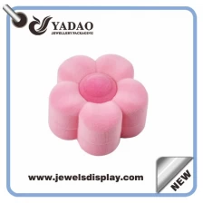 China High quality soft brushy velvet ring box cute pink flower shape ring package made in China with favorable price manufacturer