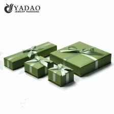 porcelana Caja de regalo de papel personalizada vendedora caliente para paquete de joyería popular en Instagram con buena calidad y precio de fábrica. fabricante