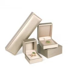 China Jewelry Luxury packaging box pu leather covered with satin inner for ring pendant bangle manufacturer
